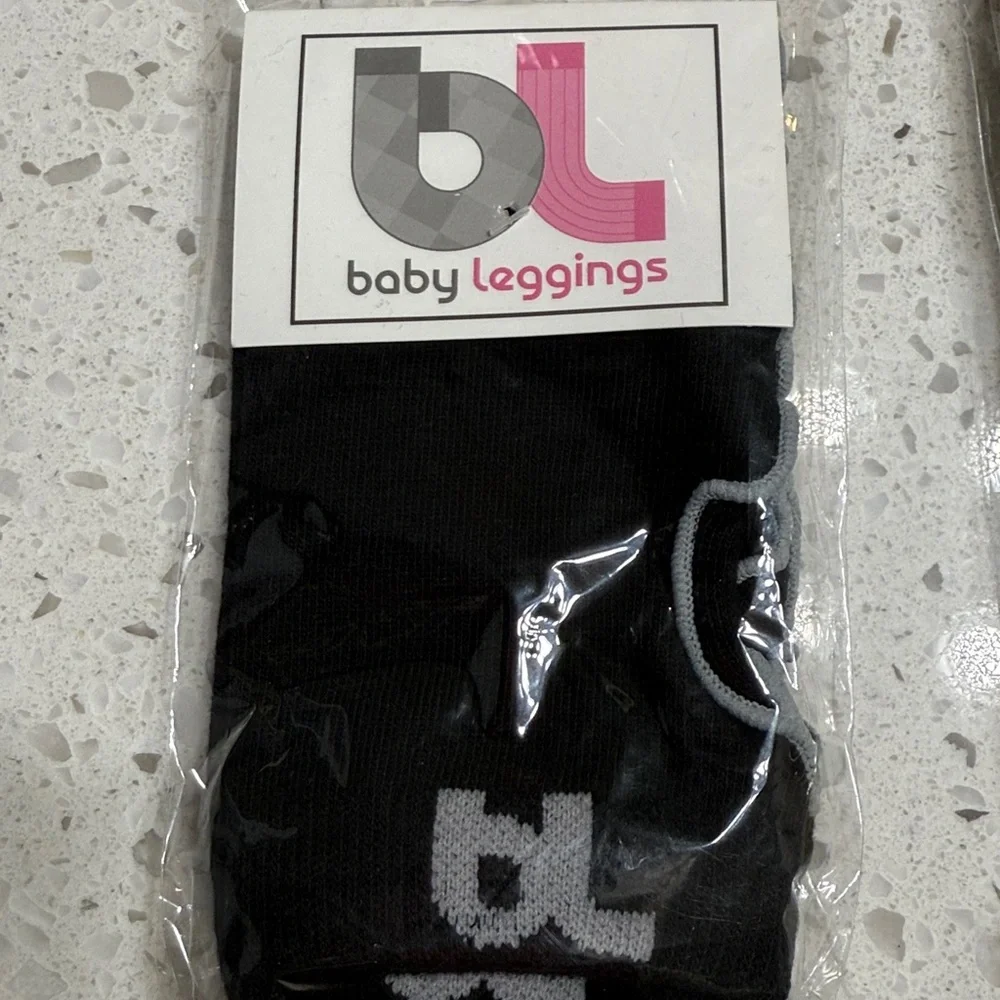 Baby‎ Leggings Socks NEW 4 pairs - Black, Yellow, Gray Patterns unisex gift